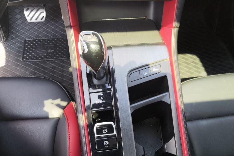Used MG 6 2020 1.5T Automatic Trophy Flagship Edition Gear Lever