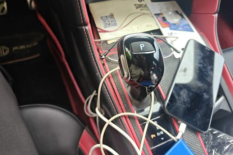 Used MG 6 2020 1.5T Automatic Trophy Luxury Edition Gear Lever