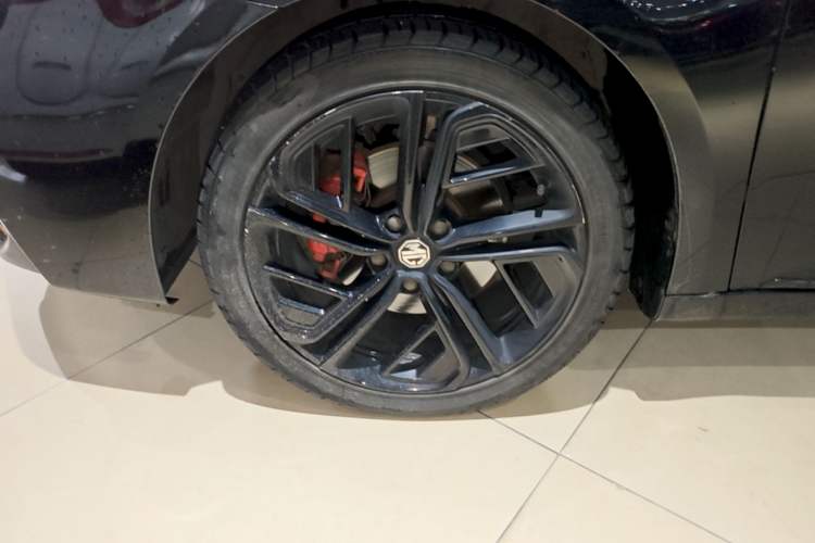Used MG 6 2020 1.5T Automatic Trophy Flagship Edition Left Front Wheel Hub