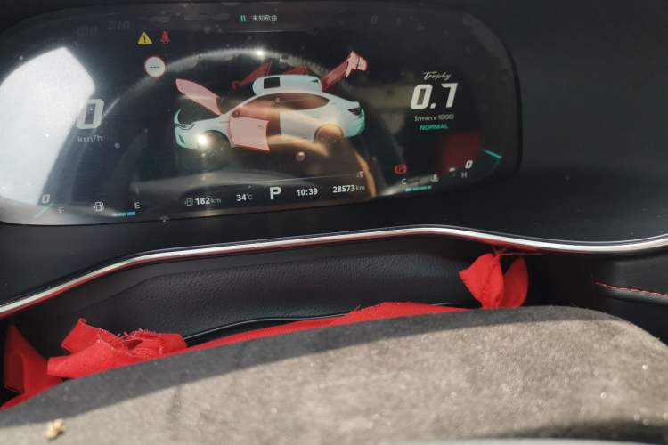 Used MG 6 2020 1.5T Automatic Trophy Flagship Edition Odometer Close Up