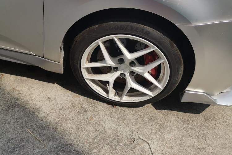 Used MG 6 2020 1.5T Automatic Trophy Flagship Edition Right Front Wheel Hub