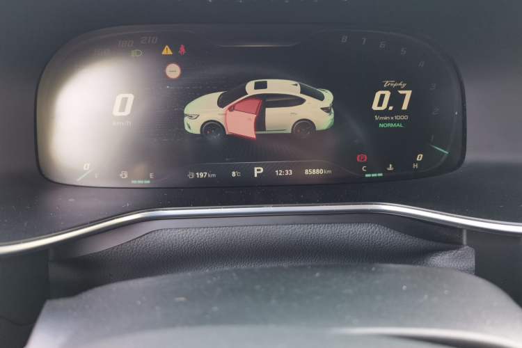 Used MG 6 2020 1.5T Automatic Trophy Flagship Edition Odometer Close Up