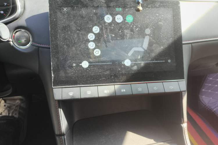 Used MG 6 2020 1.5T Automatic Lingchao Fashion Edition Audio And AC Panel