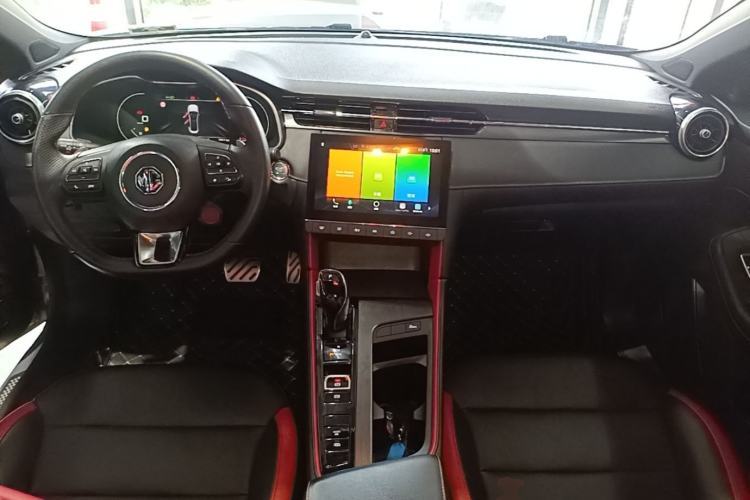 Used MG 6 2020 1.5T Automatic Trophy Luxury Edition Center Console