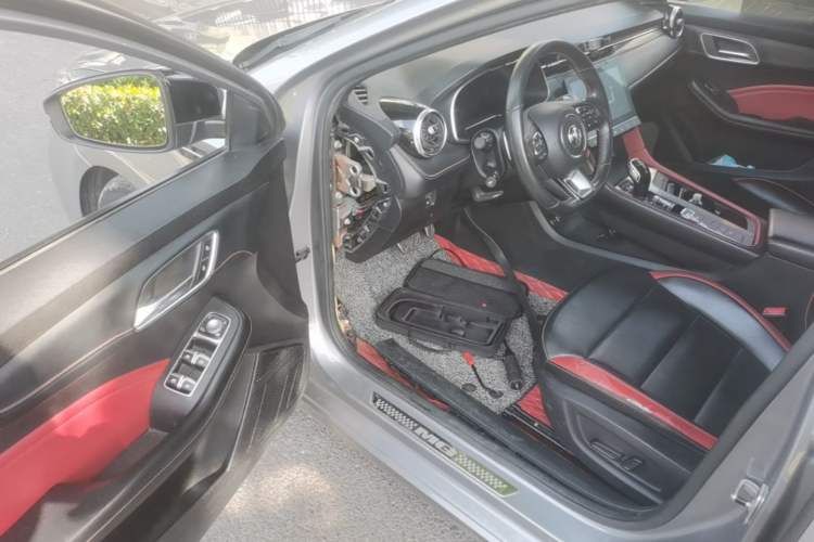 Used MG 6 2020 1.5T Automatic Trophy Luxury Edition Driver Seat
