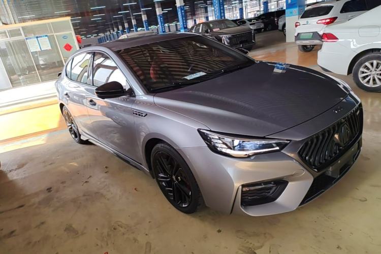 Used MG 6 2020 1.5T Automatic Trophy Flagship Edition Front Right 45 Deg
