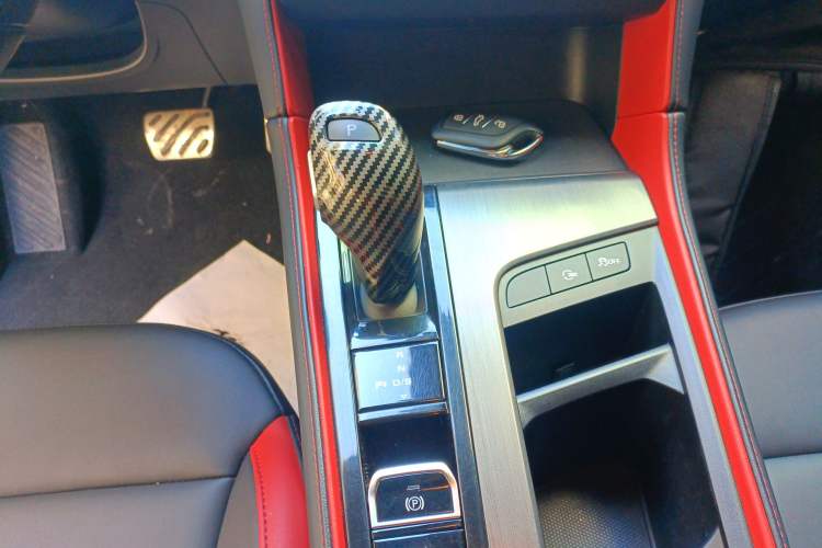 Used MG 6 2020 1.5T Automatic Trophy Flagship Edition Gear Lever