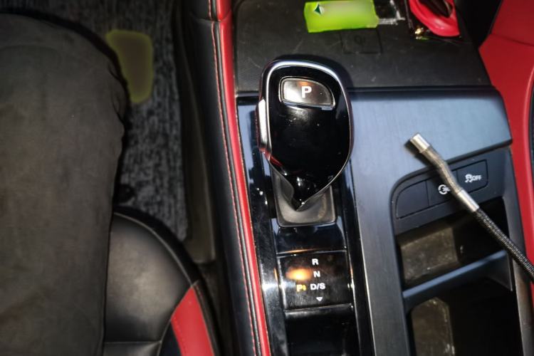Used MG 6 2020 1.5T Automatic Trophy Flagship Edition Gear Lever