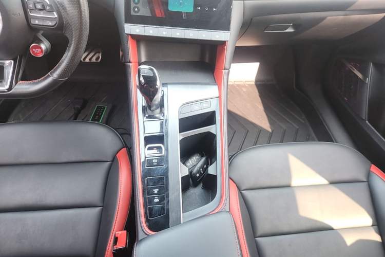 Used MG 6 2020 1.5T Automatic Trophy Flagship Edition Gear Lever