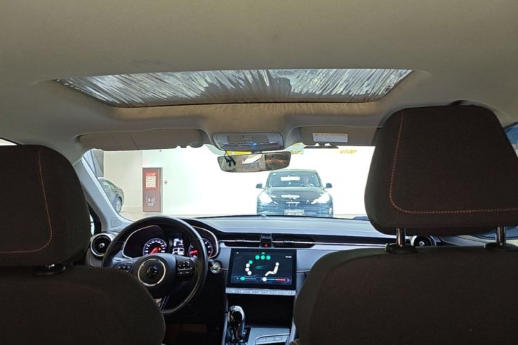 Used MG 6 2020 1.5T Automatic Lingchao Fashion Edition Headliner