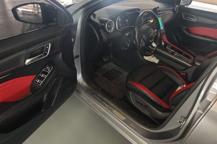 Used MG 6 2020 1.5T Automatic Trophy Luxury Edition Interior 3