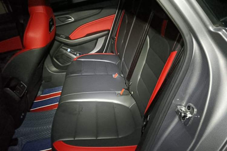 Used MG 6 2020 1.5T Automatic Trophy Luxury Edition Left Rear Seat