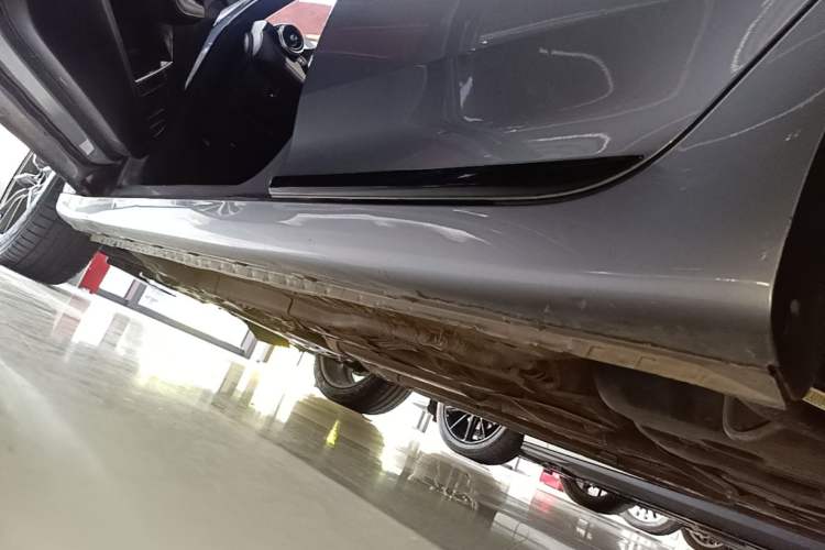 Used MG 6 2020 1.5T Automatic Trophy Luxury Edition Left Side Sill