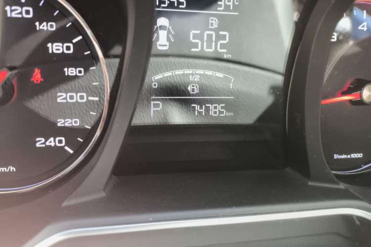 Used MG 6 2020 1.5T Automatic Lingchao Fashion Edition Odometer Close Up