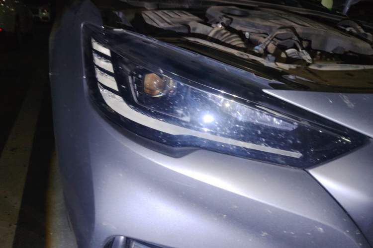 Used MG 6 2020 1.5T Automatic Trophy Luxury Edition Right Front Headlight