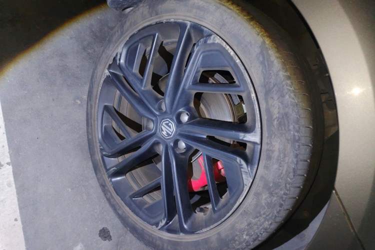 Used MG 6 2020 1.5T Automatic Trophy Luxury Edition Right Front Wheel Hub