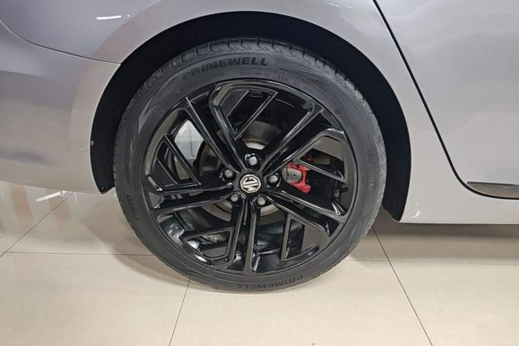 Used MG 6 2020 1.5T Automatic Trophy Luxury Edition Right Rear Wheel Hub