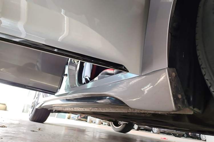 Used MG 6 2020 1.5T Automatic Trophy Flagship Edition Right Side Sill