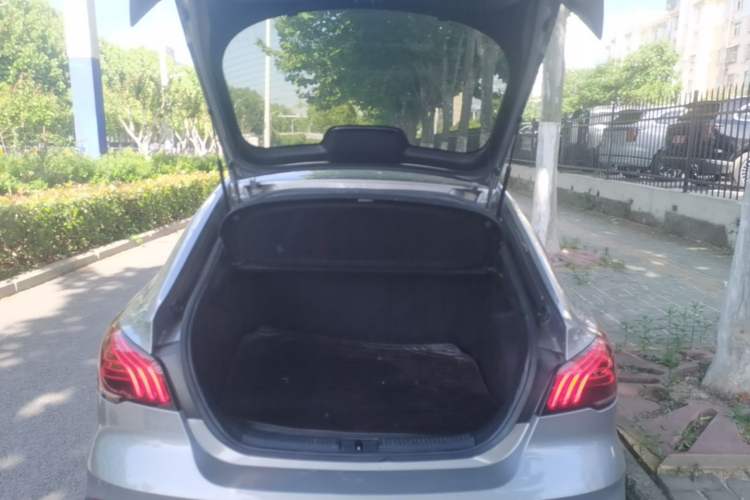 Used MG 6 2020 1.5T Automatic Trophy Luxury Edition Trunk