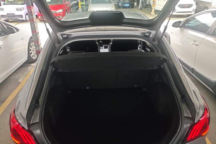 Used MG 6 2020 1.5T Automatic Trendsetting Luxury Edition Trunk
