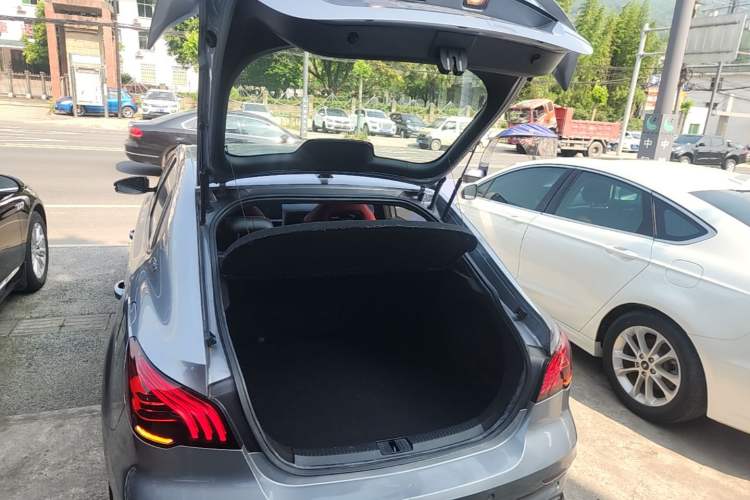 Used MG 6 2020 1.5T Automatic Trophy Flagship Edition Trunk
