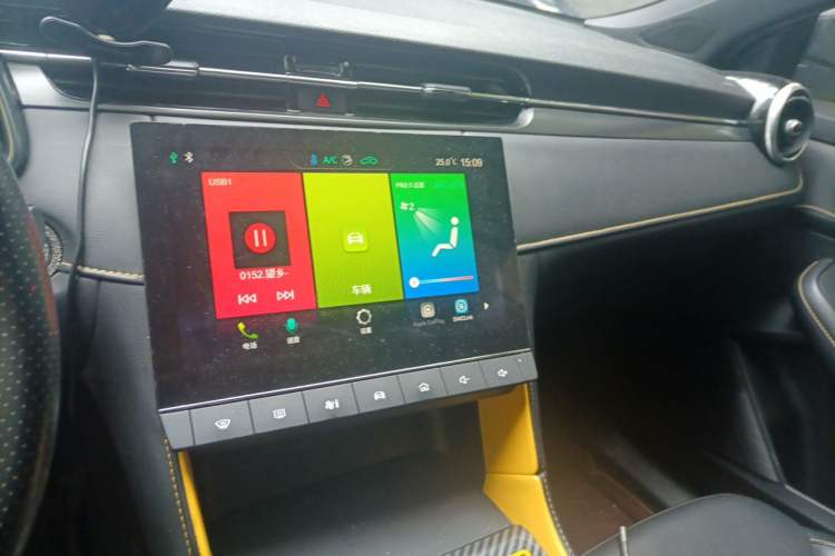 Used MG 6 2020 1.5T Automatic Trophy Luxury Edition Audio And AC Panel