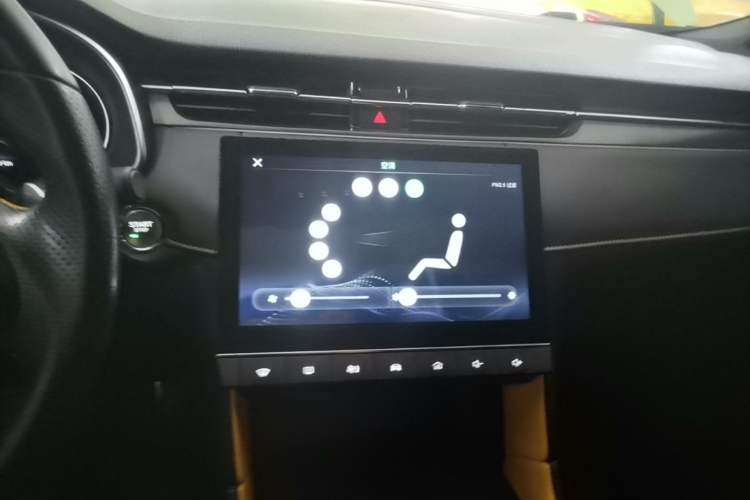 Used MG 6 2020 1.5T Automatic Trophy Luxury Edition Audio And AC Panel
