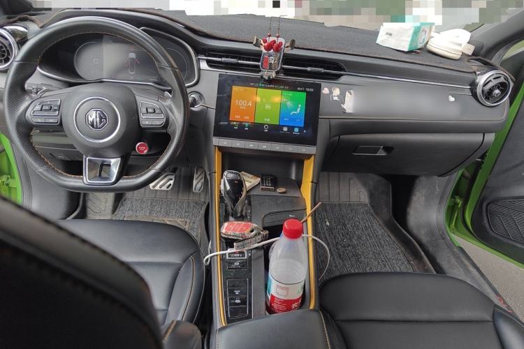 Used MG 6 2020 1.5T Automatic Trophy Luxury Edition Center Console