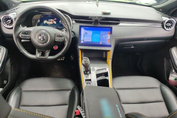 Used MG 6 2020 1.5T Automatic Trophy Smart Drive Flagship Edition Center Console