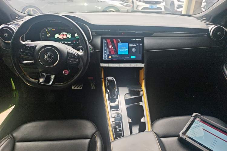 Used MG 6 2020 1.5T Automatic Trophy Flagship Edition Center Console
