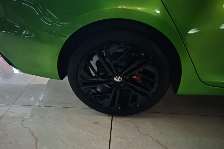 Used MG 6 2020 1.5T Automatic Trophy Luxury Edition Exterior 3
