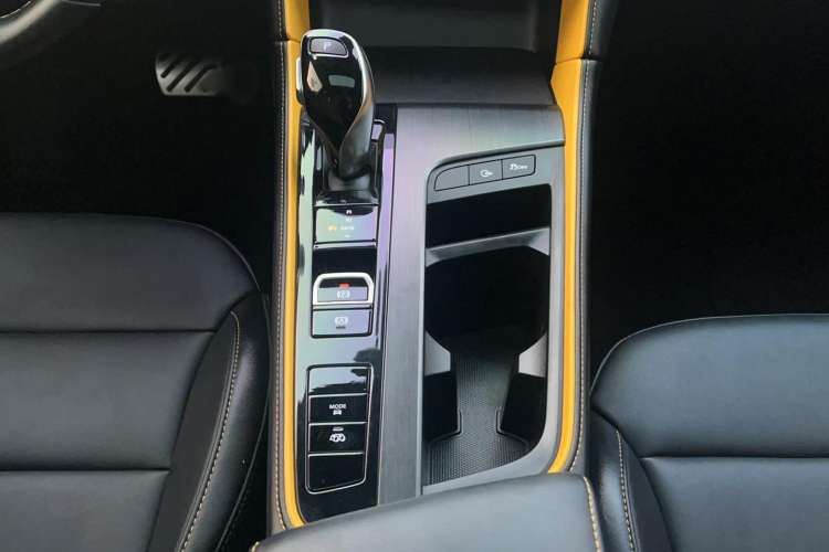 Used MG 6 2020 1.5T Automatic Trophy Flagship Edition Gear Lever