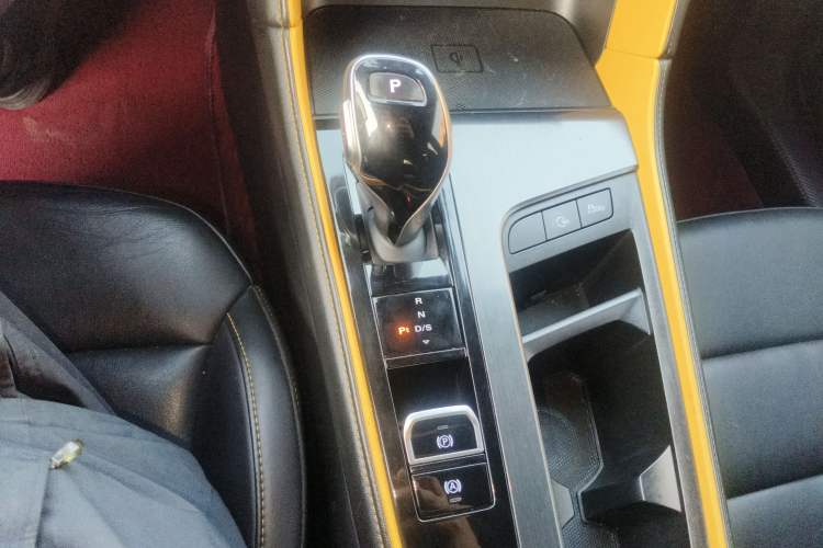 Used MG 6 2020 1.5T Automatic Trophy Smart Drive Flagship Edition Gear Lever