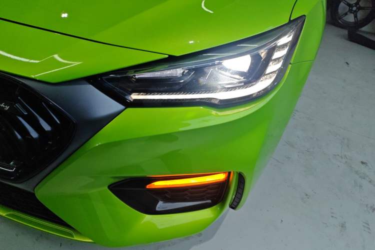 Used MG 6 2020 1.5T Automatic Trophy Smart Drive Flagship Edition Left Front Headlight