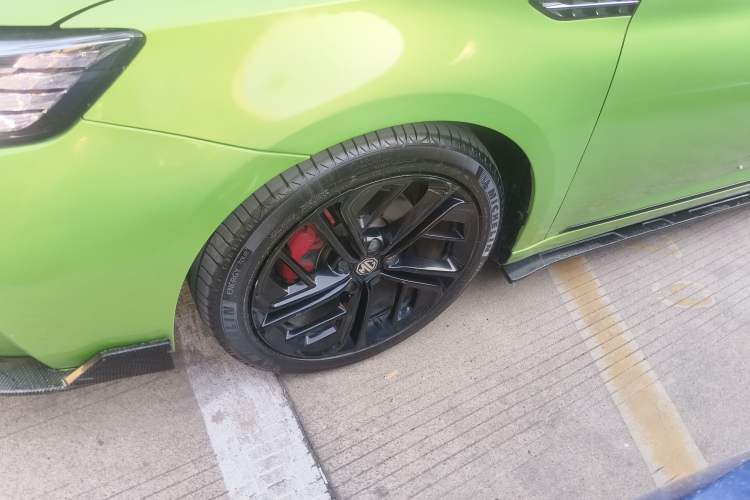 Used MG 6 2020 1.5T Automatic Trophy Smart Drive Flagship Edition Left Front Wheel Hub