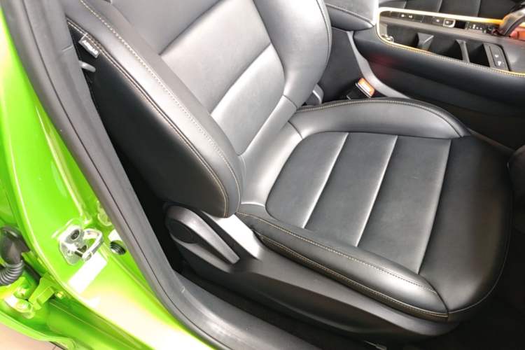 Used MG 6 2020 1.5T Automatic Trophy Flagship Edition Right Front Seat