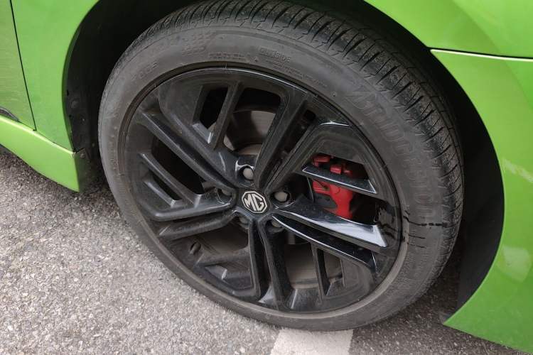 Used MG 6 2020 1.5T Automatic Trophy Smart Drive Flagship Edition Right Front Wheel Hub