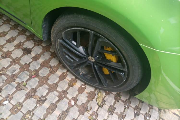 Used MG 6 2020 1.5T Automatic Trophy Luxury Edition Right Front Wheel Hub