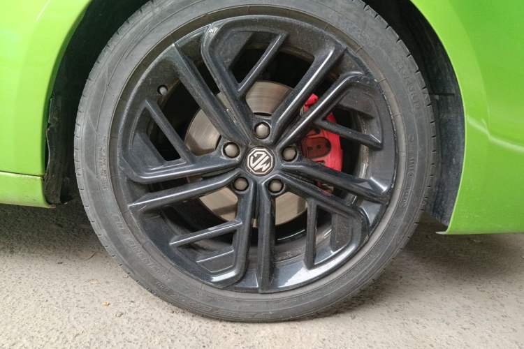 Used MG 6 2020 1.5T Automatic Trophy Smart Drive Flagship Edition Right Front Wheel Hub