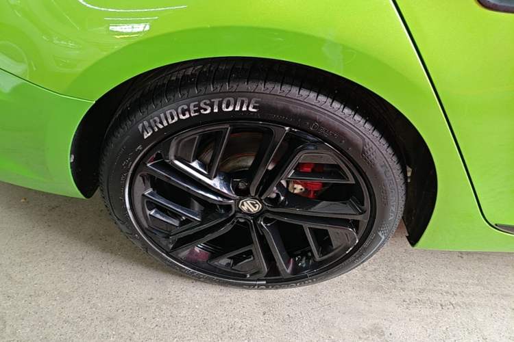 Used MG 6 2020 1.5T Automatic Trophy Luxury Edition Right Rear Wheel Hub