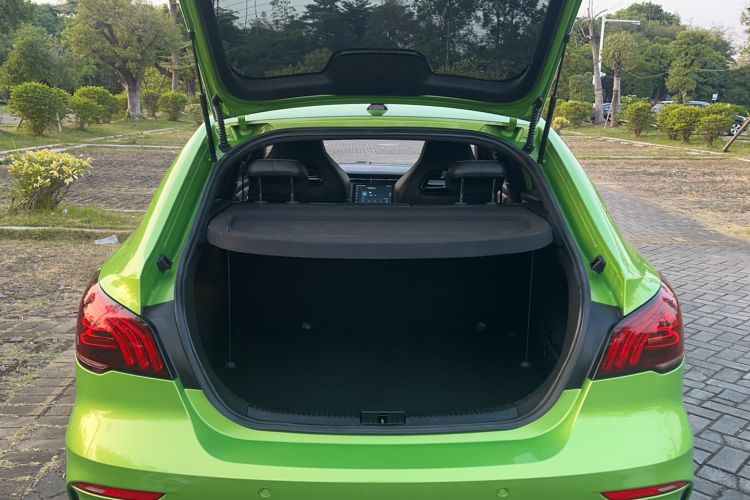 Used MG 6 2020 1.5T Automatic Trophy Flagship Edition Trunk