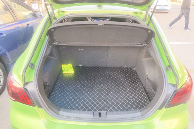 Used MG 6 2020 1.5T Automatic Trophy Smart Drive Flagship Edition Trunk
