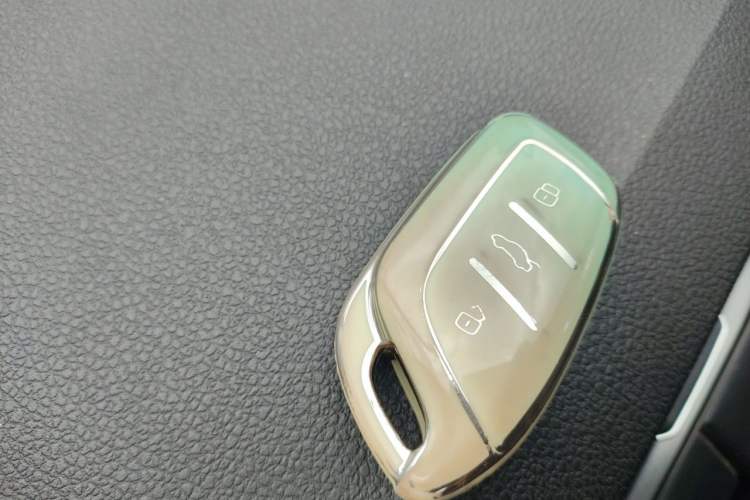 Used MG 6 2020 1.5T Automatic Trophy Smart Drive Flagship Edition Vehicle Key