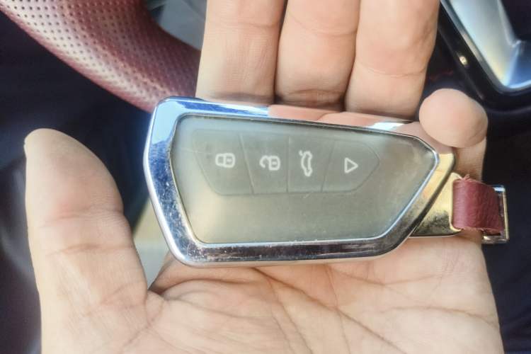 Used MG 6 2020 1.5T Automatic Trophy Smart Drive Flagship Edition Vehicle Key