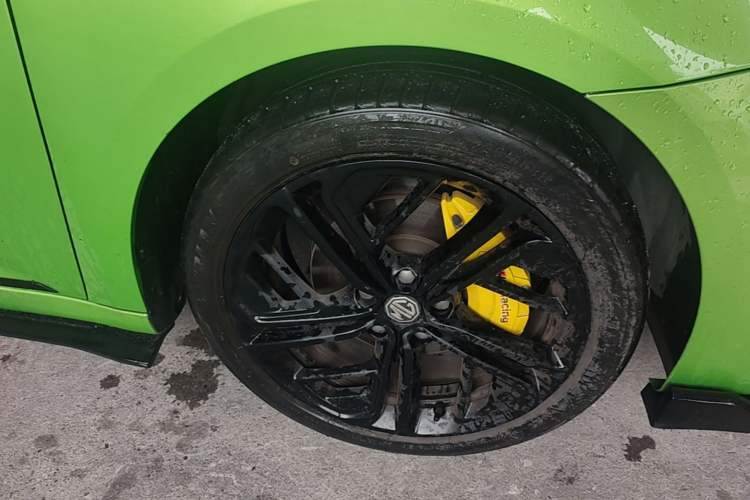 Used MG 6 2020 1.5T Automatic Trophy Luxury Edition Right Front Wheel Hub