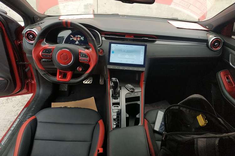 Used MG 6 2020 1.5T Automatic Trophy Smart Drive Flagship Edition Center Console