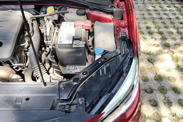 Used MG 6 2020 1.5T Automatic Trophy Luxury Edition Engine Bay Left