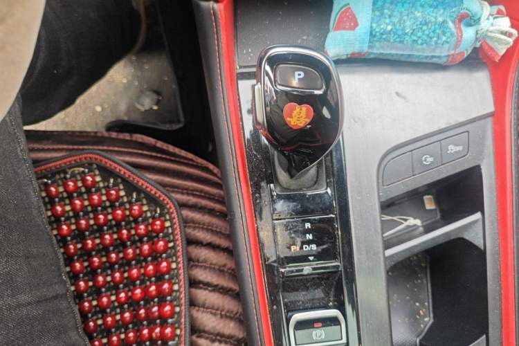 Used MG 6 2020 1.5T Automatic Trophy Flagship Edition Gear Lever