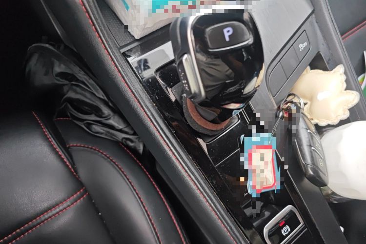 Used MG 6 2020 1.5T Automatic Trendsetting Luxury Edition Gear Lever