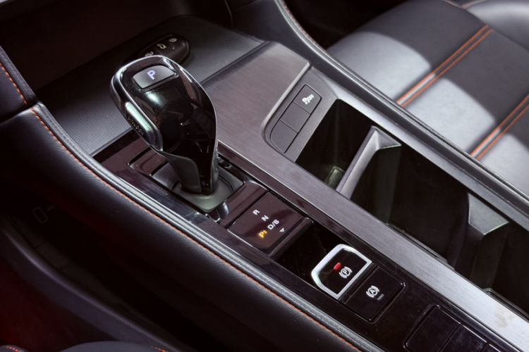 Used MG 6 2020 1.5T Automatic Trendsetting Luxury Edition Gear Lever